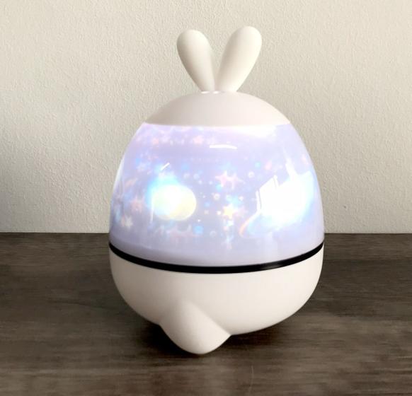 Luminária Abajur Infantil Luz De Estrela Giratório Projetor Menor preço em Luminária Abajur Infantil Luz De Estrela Giratório Projetor