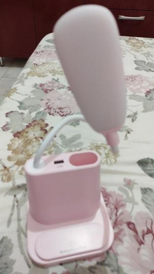 Imagem de Luminária Cor Rosa USB Porta Lápis Power Bank Abajur Quarto 