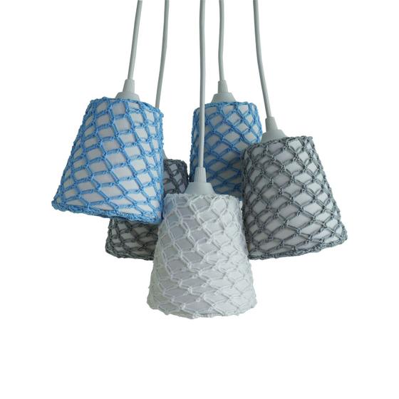 Luminária Crochê Cinza, Azul e Branco Crie Casa Luminária de Teto