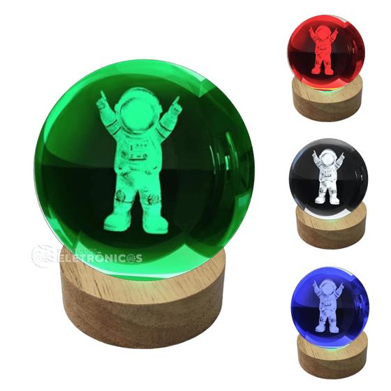 Imagem de Luminária Decorativa com Bola de Vidro 6cm e Base de Madeira Pinus com Luz LED RGB Colorida 35232