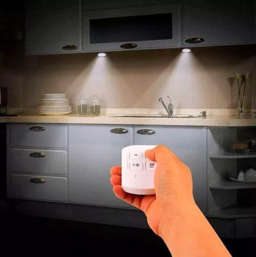 Imagem de Luminária Lâmpada Led Spot Sem Fio Portátil com Controle Remoto