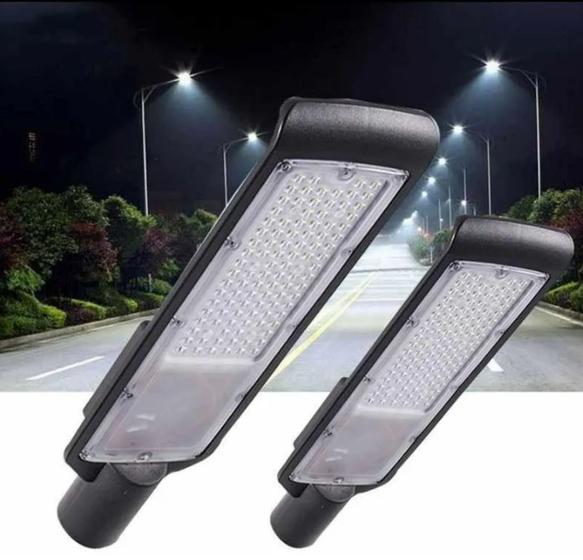 Luminária Led Para Poste 50w Iluminação Publica Bivolt Ip67 Brisa