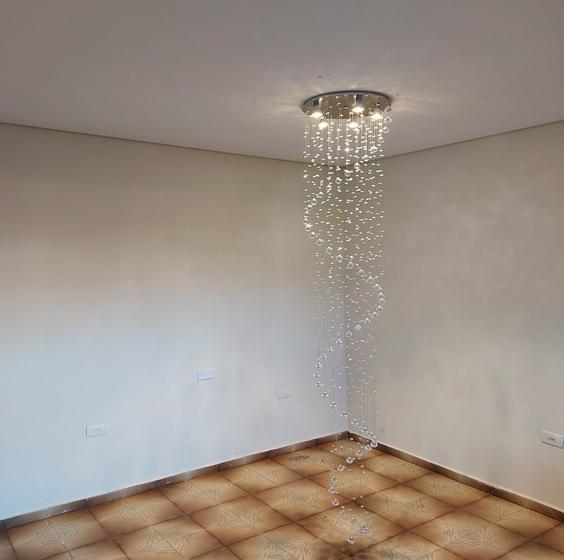 Imagem de Lustre De Cristal Espiral Com 2,80 Metros De Altura Base De Inox Espelhado Com 50CM De Diâmetro