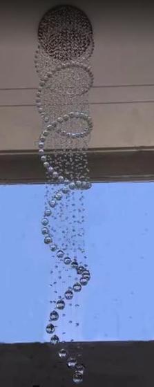 Imagem de Lustre De Cristal Espiral Para Vão De Escada Com 3,30 Metros De Altura Base De Inox Com 50CM De Diâm
