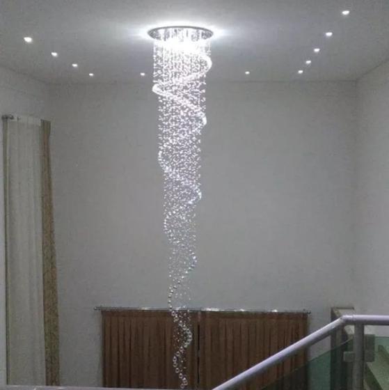 Imagem de Lustre De Cristal Espiral Para Vão De Escada Com 4 Metros De Altura Base De Inox Com 50CM De Diâm.