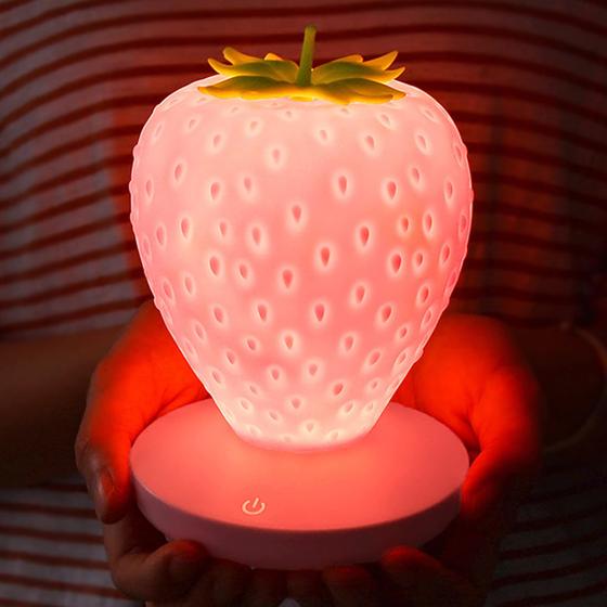 Imagem de Luz noturna WLHONG Strawberry Silicone USB recarregável