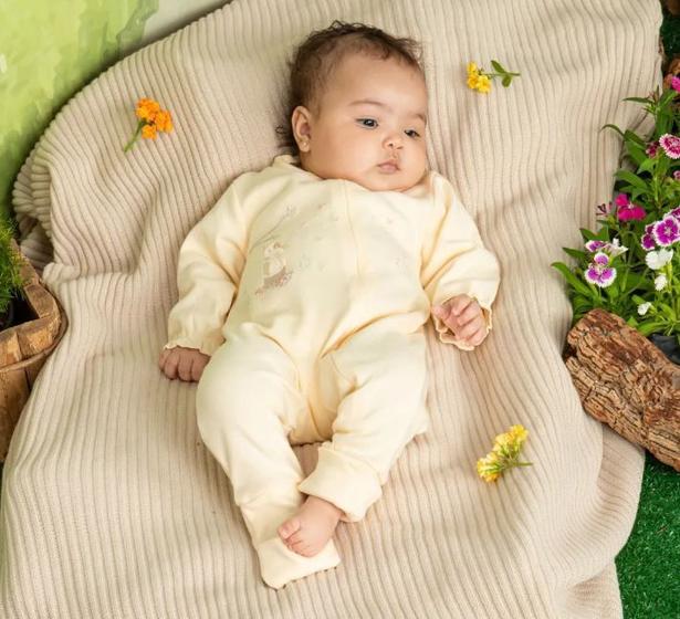Imagem de Macacão Para Bebê Menina Amarelo Lara com Zíper - Fofinho