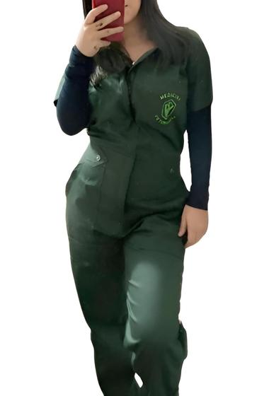 Imagem de Macacão Veterinário Femenino ** Brim leve 100% Algodão Manga Curta Verde Escuro Musgo.