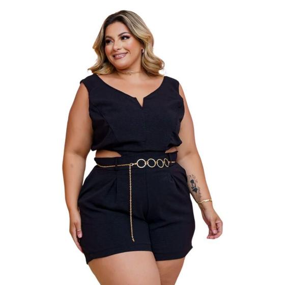 Imagem de Macaquinho Plus Size Com Cinto Corrente Aberto Lateral 0440