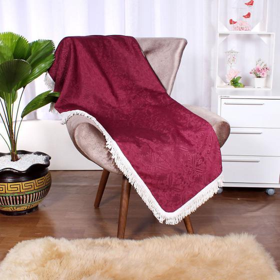 Manta para Sofá Vinho Liso Realeza 1,50m x 1,50m Jacquard Menor preço em Manta para Sofá Vinho Liso Realeza 1,50m x 1,50m Jacquard