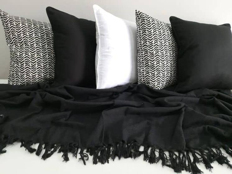 Imagem de Manta Xale para sofá / cama 1,5x2,2m PRETO tear artesanal decorativa protetora
