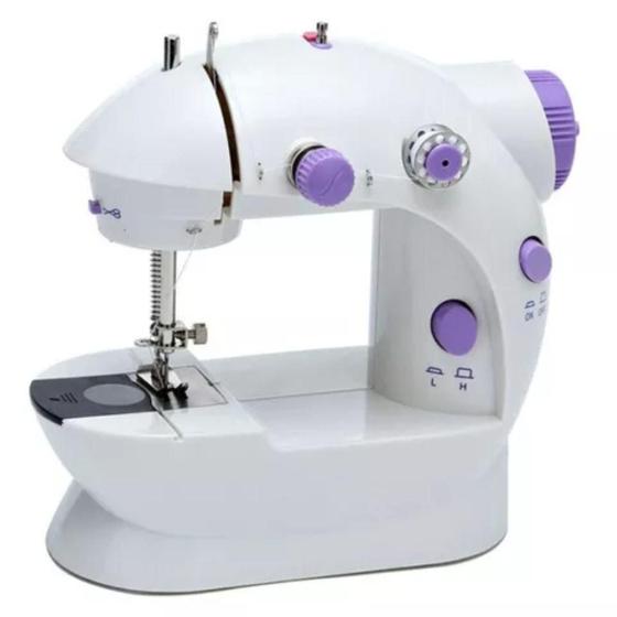 Imagem de Máquina de Costura Profissional Portátil Bivolt para Mulheres no Trabalho