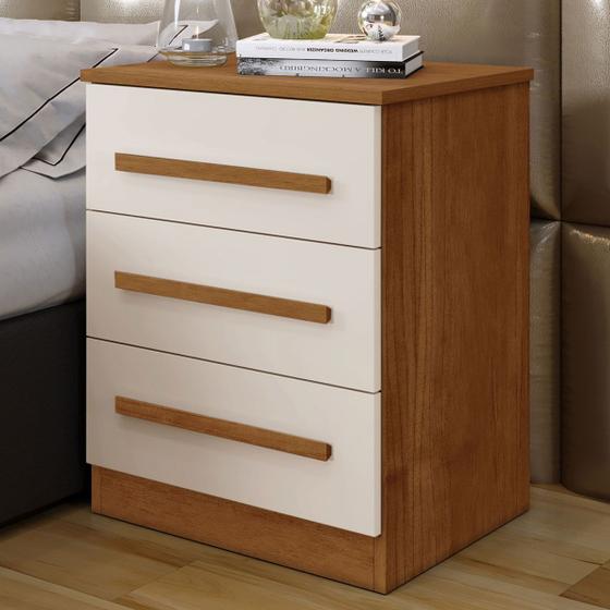 Mesa de Cabeceira Belize com 3 Gavetas Cinamomo/Off White - Panorama Móveis Menor preço em Mesa de Cabeceira Belize com 3 Gavetas Cinamomo/Off White - Panorama Móveis