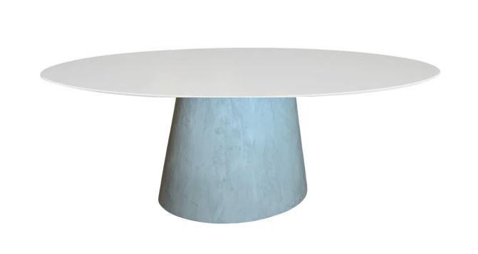 Imagem de Mesa de Jantar Cone Cimento Queimado Oval 244x137 cm Tampo Laqueado