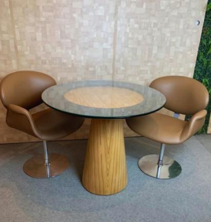 Imagem de Mesa de Jantar Cone Concavo 100 cm Laminada em Madeira com Vidro