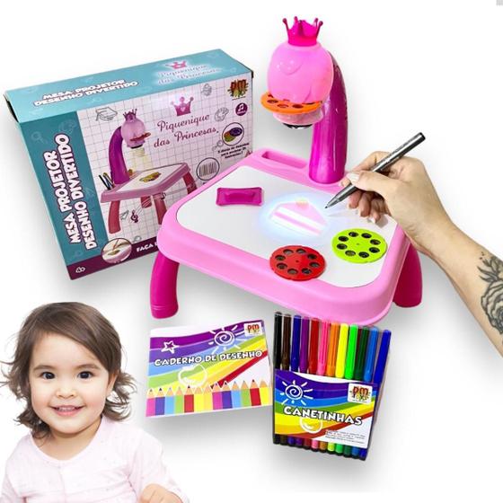Imagem de Mesa Projetora Infantil Mesinha Atividades Brinquedo Menina 24 Desenhos Canetas Caderno