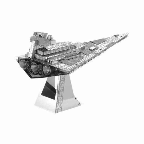 Imagem de Metal Earth - Star Wars Imperial Star Destroyer para montar