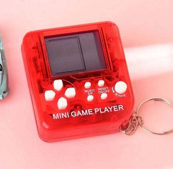 Imagem de Mini Game Portátil no Chaveiro a Bateria