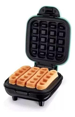 Imagem de Mini Máquina De Waffle Quadrada Antiaderente Novidade 110v