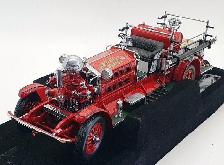 Imagem de Miniatura caminhão de bombeiro antigo ahrens-fox 1925 1/24