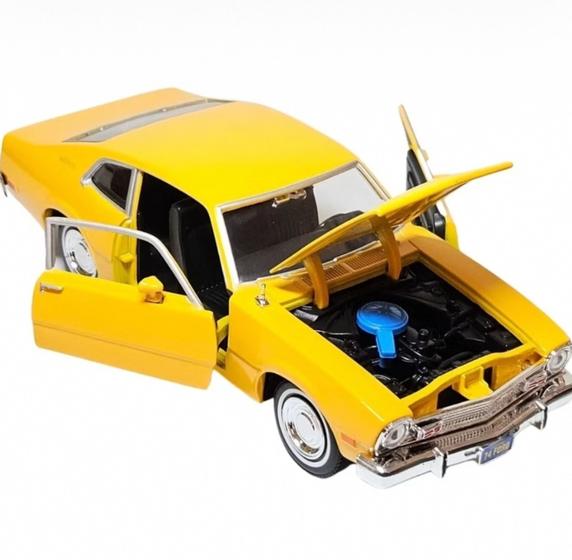 Imagem de Miniatura de metal Ford Maverick escala 1/24 moto