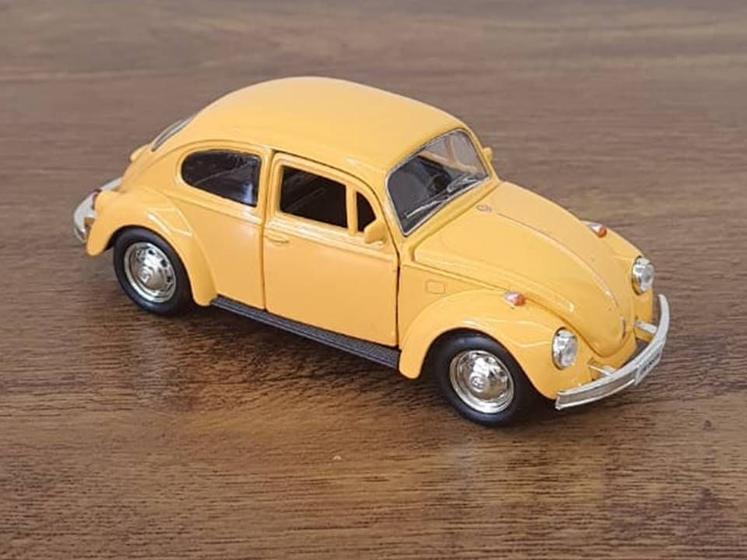 Imagem de Miniatura Fusca 1967 RMZ City 1/32 Metal e Fricção Amarelo