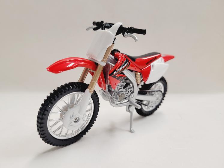 Miniatura Moto Honda Crf 450r 450 1:18 Bburago Menor preço em Miniatura Moto Honda Crf 450r 450 1:18 Bburago