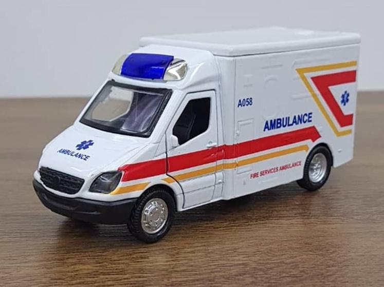 Imagem de Miniatura Van POLICE 911 PATROL Metal e Fricção Escala 1/32 Branca