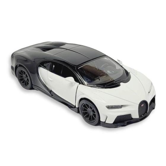 Imagem de MiniaturaMiniatura Bugatti Chiron Supersport Kinsmart 1/38 Metal e Fricção Branco Bugatti Chiron Supersport Kinsmart 1/3