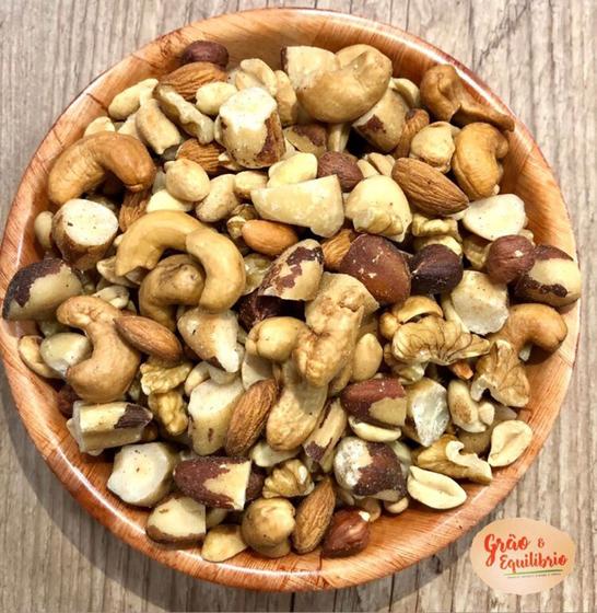 Mix de castanhas (nuts) 1kg grão e equilíbrio Mix de Grãos