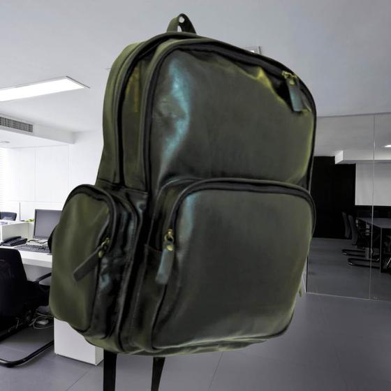 Imagem de Mochila em couro com porta notebook  preta zup