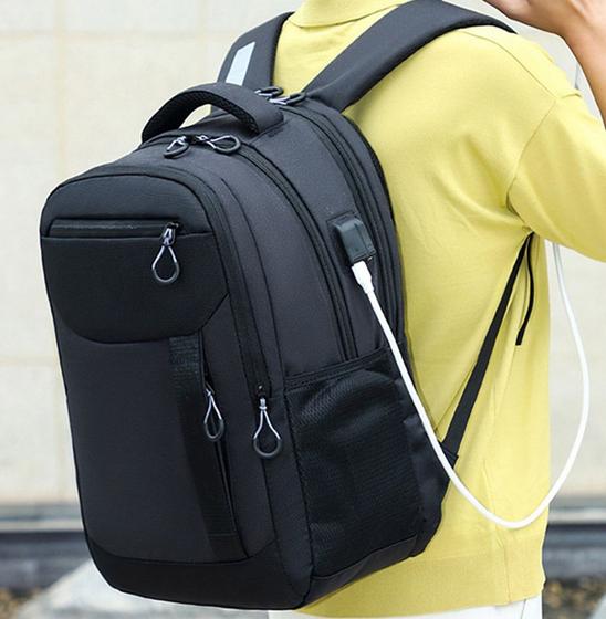 Imagem de Mochila Tiracolo Notebook De 15 Pol. Classic