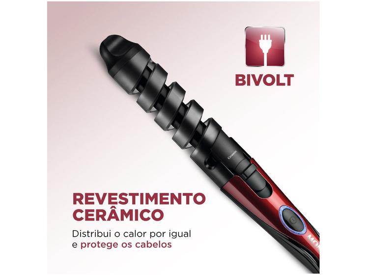Detalhe do revestimento cerâmico e indicação de produto bivolt