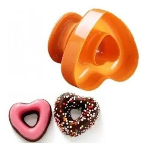 Imagem de Modelador De Plástico Cortador Para Donuts Formato De Coração