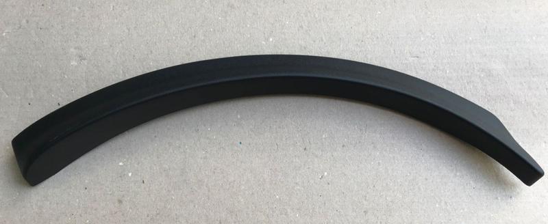 Imagem de Moldura Friso Parachoque Traseiro Parati Titan Surf TrackField G4 Direito Original 5W9809922B