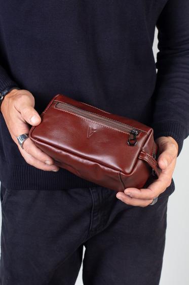 Imagem de Necessaire masculina em couro italiano Daily 10x20x8cm