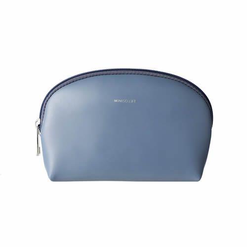 Imagem de Necessaire oval modelo miniso life azul claro pequena