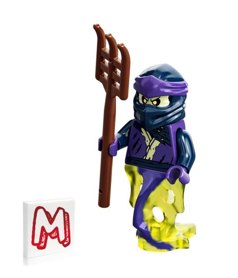 Imagem de NINJAGO Legacy Minifigura - Ninja Fantasma Karenn com Rosto de Caveira e Forquilha (71738)