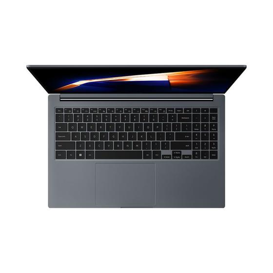 Samsung Galaxy Book4 — design fino Grafite e teclado com numérico