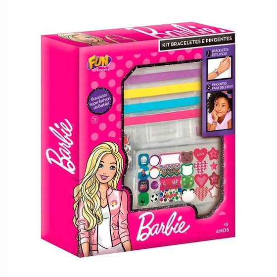 Imagem de O Bracelete Com Pingente Barbie Fun