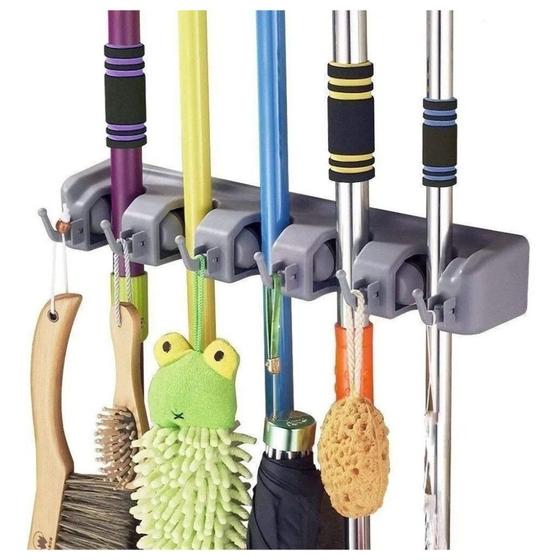Imagem de Organizador de Vassouras: Suporte Prático para Cozinha e Lavanderia