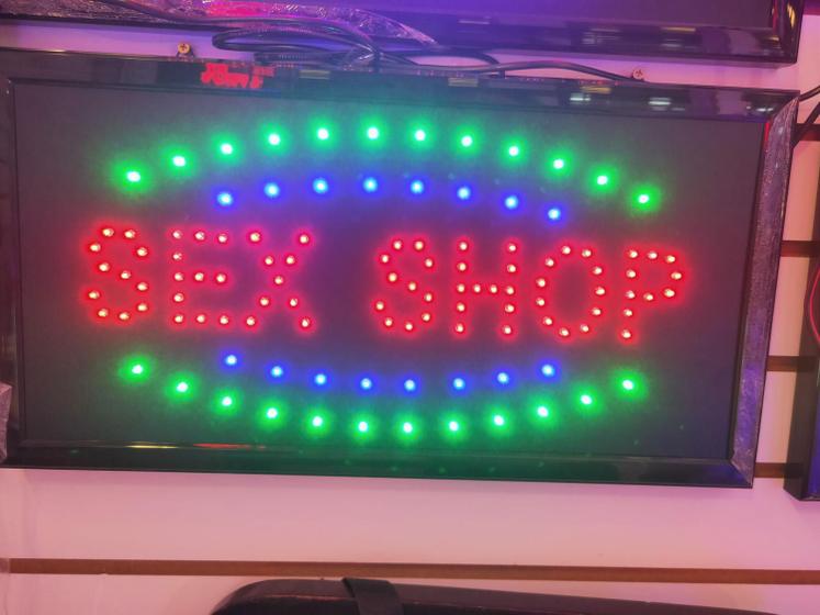 Imagem de Painel LED  placa luminoso letreiro SEX SHOP escrito LED pisca