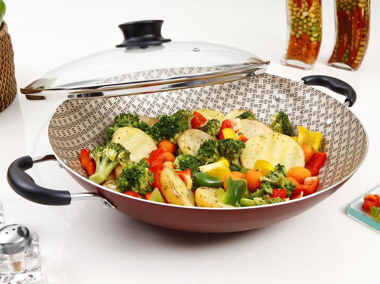 Panela Wok Tramontina Antiaderente com Tampa Menor preço em Panela Wok Tramontina Antiaderente com Tampa