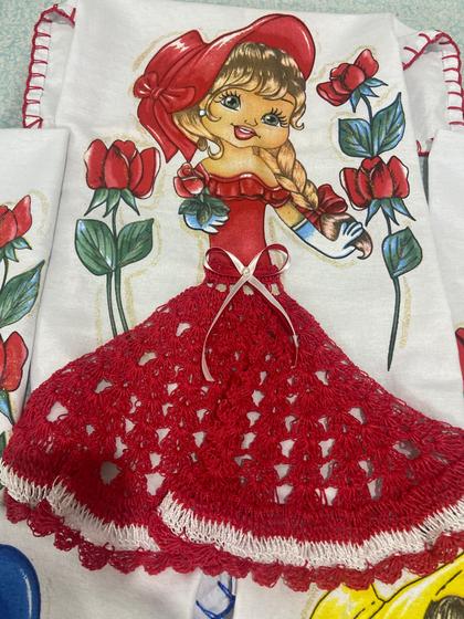 Imagem de Panos de prato cachinhos 72cm x45 cm  100% algodão com saia e bainha em crochê 
