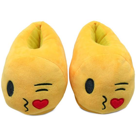 Imagem de Pantufa Infantil Emoji Beijo Europa