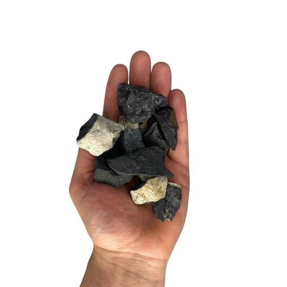 Imagem de Pedra Rolada Onix Preto 6 A 7 Cm Pacote 200G