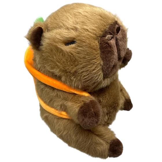 Imagem de Pelúcia de Capivara com Mochila de Cenoura Fofa Divertida