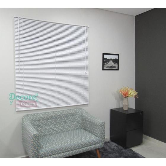Persiana Horizontal PVC 25mm BLOCK LUXO 100larg x 220alt Branca - Quarto/Sala/ Escritório/Cozinha/Lavanderia Menor preço em Persiana Horizontal PVC 25mm BLOCK LUXO 100larg x 220alt Branca - Quarto/Sala/ Escritório/Cozinha/Lavanderia