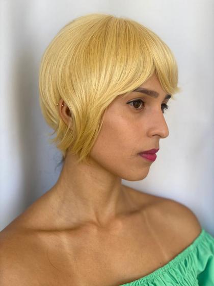 Imagem de Peruca curta lisa loira claro 100% cabelo humano com franja