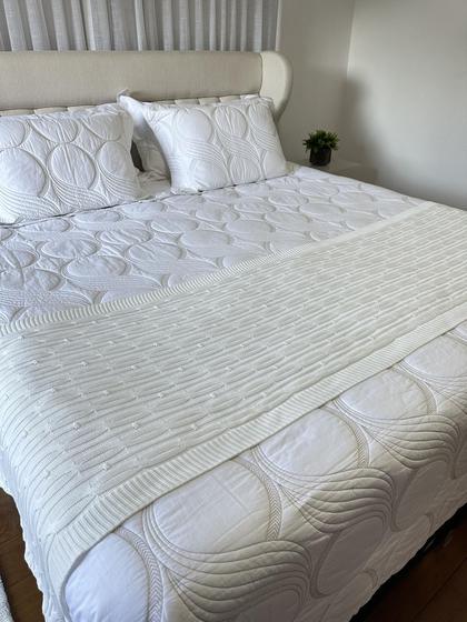 Imagem de Peseira Manta Trico Cama Casal 180x60cm Trançada